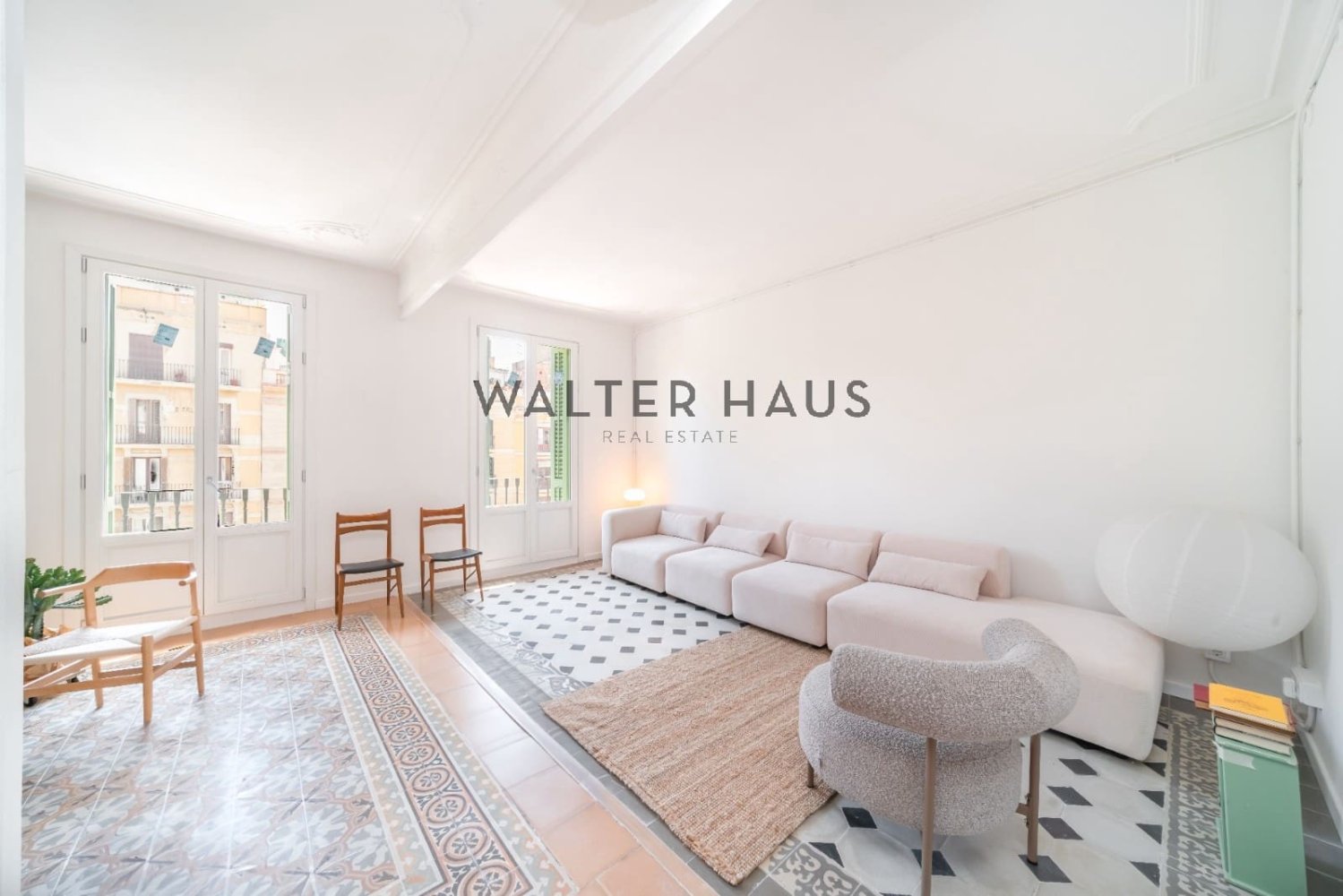 Квартира с 3 спальнями в Эшампле, Испания № 158892