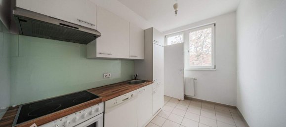 Studio in Vienna, Austria No. 243962 3