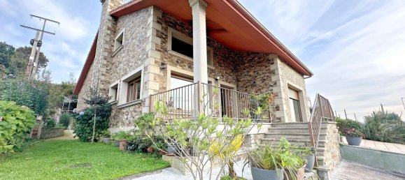 7 bedrooms House in Mino, Spain No. 56810 3