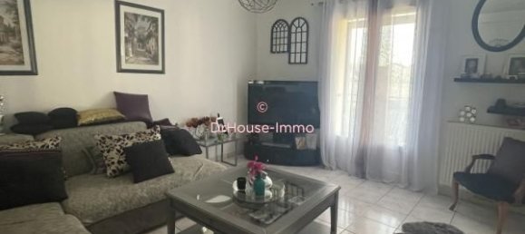 Casa de 3 dormitorios en Stains, France No. 321742 10