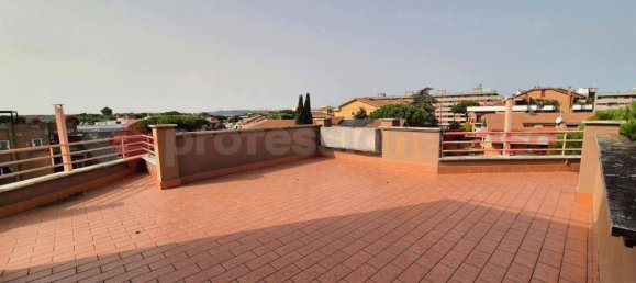 1 bedroom Penthouse in Rome, Italy No. 135119 13