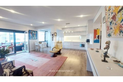 Квартира с 3 спальнями в Минделу, Португалия № 249675