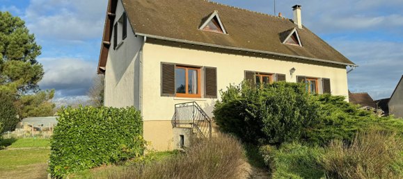 4 chambres Maison à Romorantin-Lanthenay, France No. 54621 8