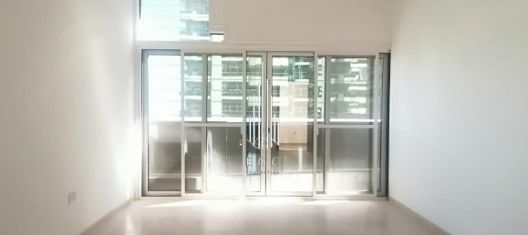 3 bedrooms Apartment in Al Khalidiya, UAE No. 56160 4