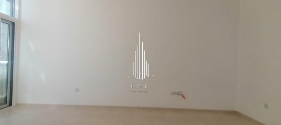 3 bedrooms Apartment in Al Khalidiya, UAE No. 56160 12