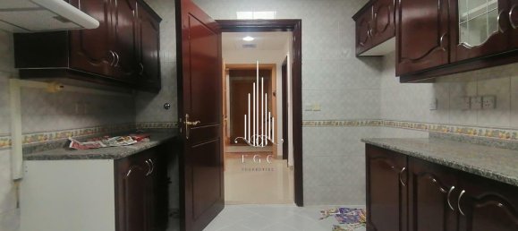 3 bedrooms Apartment in Al Khalidiya, UAE No. 56160 18