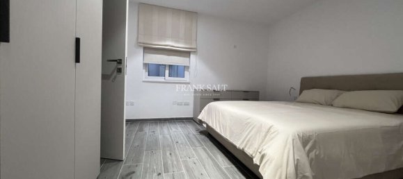 Apartamento de 2 dormitorios en Saint Julian's, Malta No. 10611 38