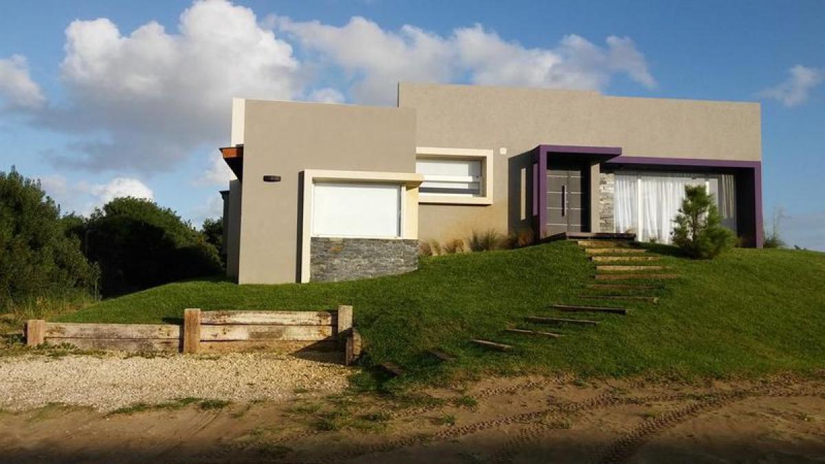 Дом с 3 спальнями в Мар-дель-Плата, Аргентина № 96034