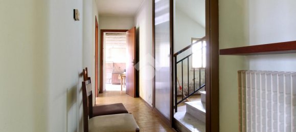 5 bedrooms House in Udine, Italy No. 74079 20