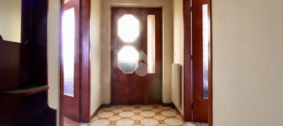 5 bedrooms House in Udine, Italy No. 74079 16