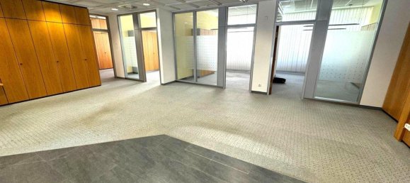 15 rooms Building in Roth, Germany No. 212328 6