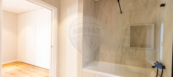 3 bedrooms House in Palmela, Portugal No. 19892 25