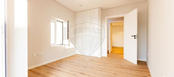 3 bedrooms House in Palmela, Portugal No. 19892 32