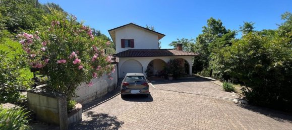 6 rooms Villa in Grizzana Morandi, Italy No. 128990 2