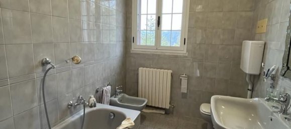 6 rooms Villa in Grizzana Morandi, Italy No. 128990 17