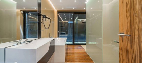 Villa de 5 habitaciónes en Favoriten, Austria No. 26639 35