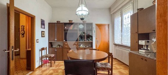 3 bedrooms Villa in Reggio Emilia, Italy No. 13948 21
