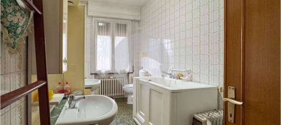 3 bedrooms Villa in Reggio Emilia, Italy No. 13948 53