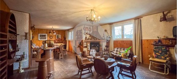 3 bedrooms Villa in Reggio Emilia, Italy No. 13948 31