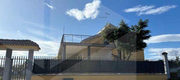 5-salle Villa à Foggia, Italy No. 21287 4