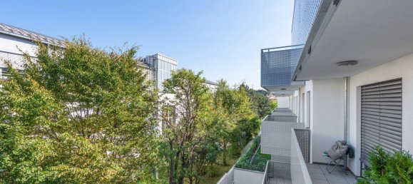 2غرفة شقة في Dobling, Austria رقم 220671 3