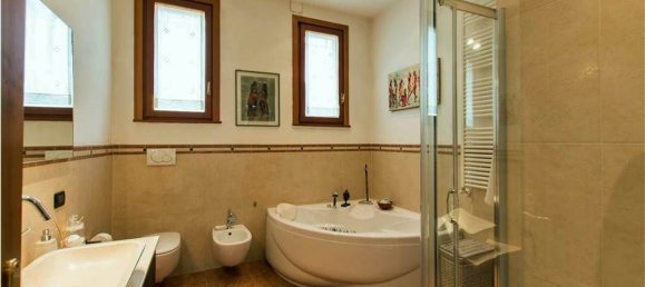 2 bedrooms Apartment in Padua, Italy No. 118505 6