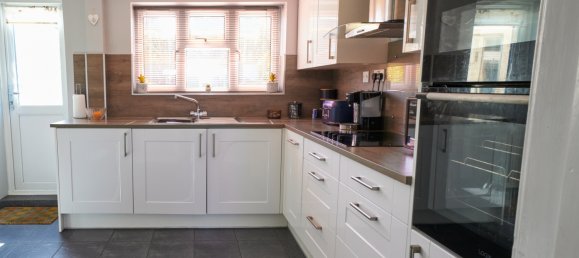  منزل في Reading, United Kingdom رقم 1821 4