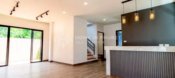Дом с 4 спальнями в Пхукет, Таиланд № 60633 3
