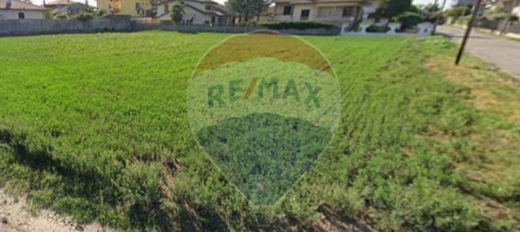 قطعة أرض في Cerro Maggiore, Italy 2100متر مربع رقم 57477 5