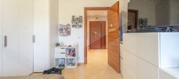 Квартира с 3 комнатами в Рим, Италия № 24586 30