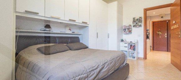 Квартира с 3 комнатами в Рим, Италия № 24586 14