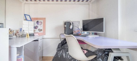 Квартира с 3 комнатами в Рим, Италия № 24586 32