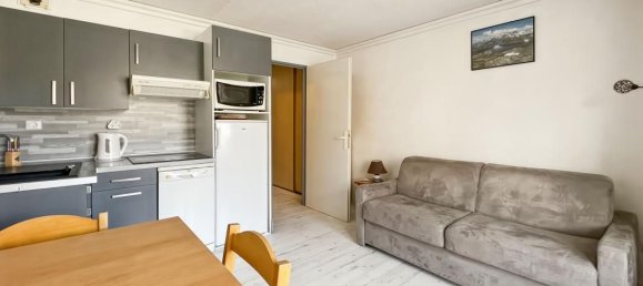 1 bedroom Apartment in Huez, France No. 190404 2