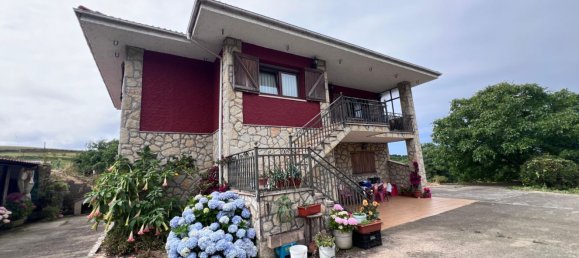 4 bedrooms House in Asturias, Spain No. 150480 3