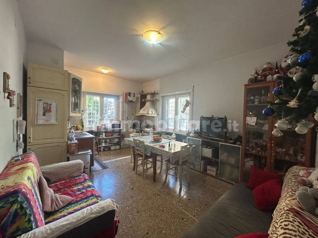 3 chambres Appartement à Rome, Italy No. 21953