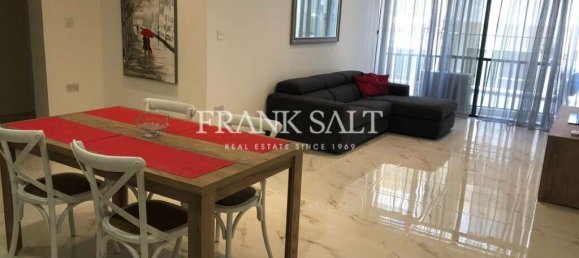 Квартира с 2 спальнями в Сент-Джулианс, Мальта № 3263 2