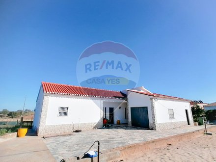 3 bedrooms Villa in Ourique, Portugal No. 183919