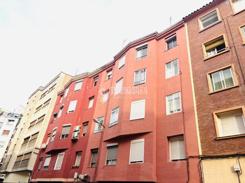 4 bedrooms Apartment in Zaragoza, Spain No. 169661