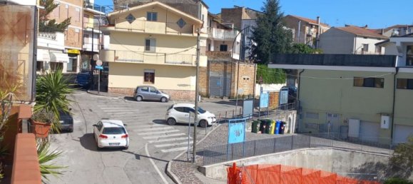 8 rooms House in Tollo, Italy No. 197524 14