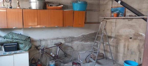 8 rooms House in Tollo, Italy No. 197524 3