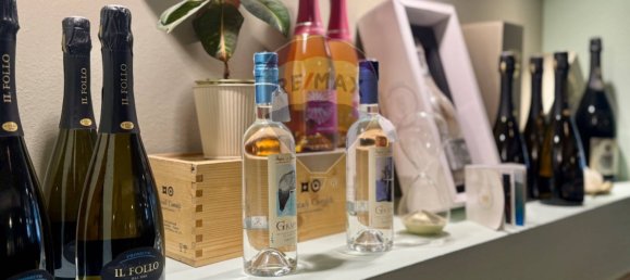 5 rooms Commercial property in Pistoia, Italy No. 266463 8