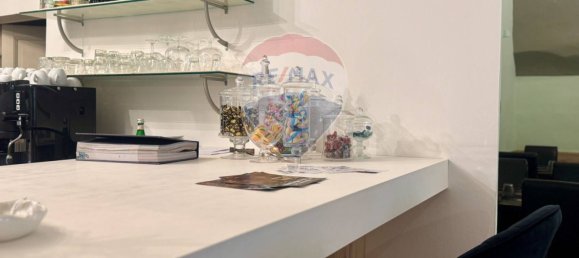 5 rooms Commercial property in Pistoia, Italy No. 266463 17