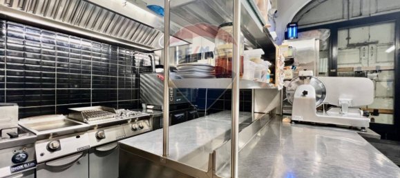 5 rooms Commercial property in Pistoia, Italy No. 266463 47