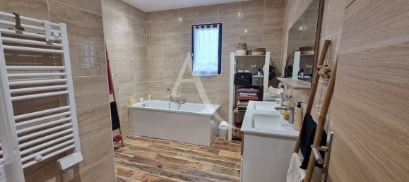 3 Schlafzimmer Haus in Oisly, France, Nr. 229576 10