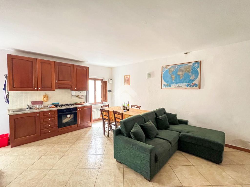 2 bedrooms Apartment in Ponsacco, Italy No. 393609