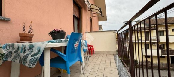 2 bedrooms Apartment in Cameri, Italy No. 87356 9