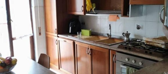 4 rooms Apartment in Rome, Italy No. 40495 6