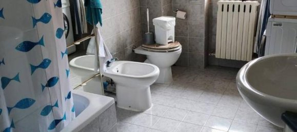 4 rooms Apartment in Rome, Italy No. 40495 14