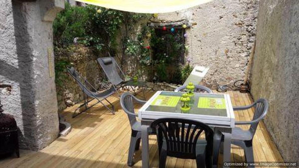 3 bedrooms House in Alzonne, France No. 24710