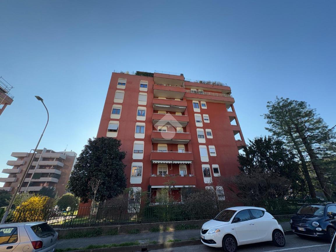 3-Zimmer Wohnung in Monza, Italy, Nr. 137531